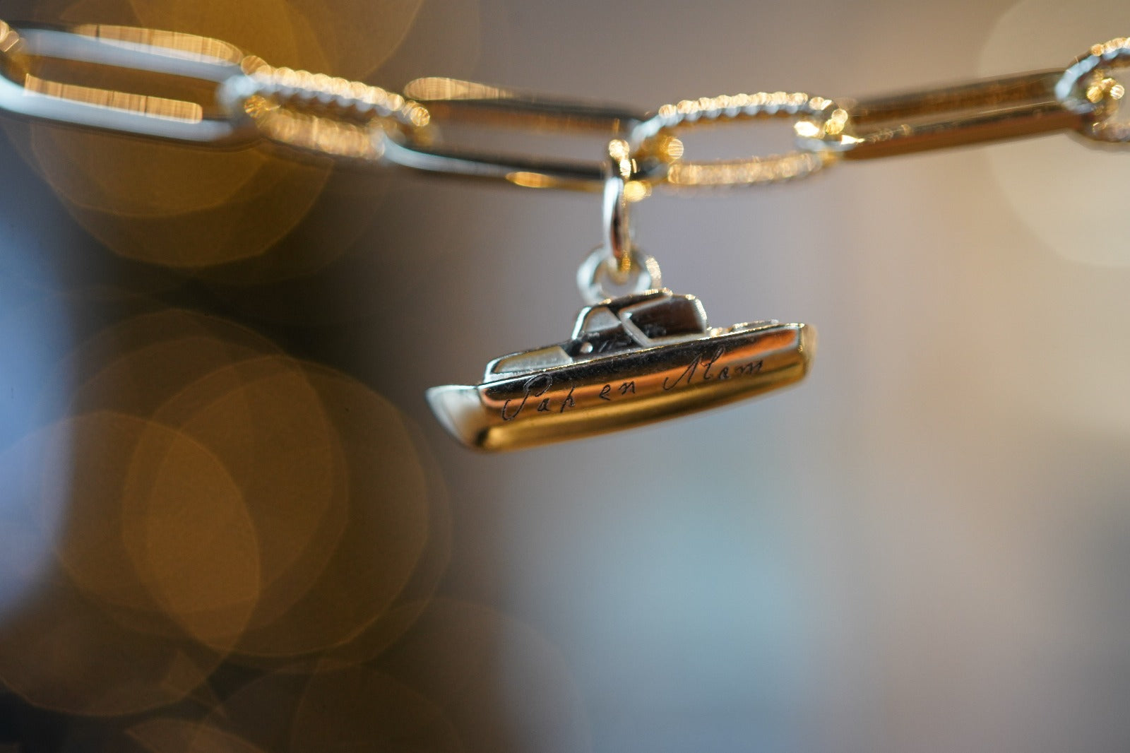 Één Pinchme Charms bootbedel voor de hele familie