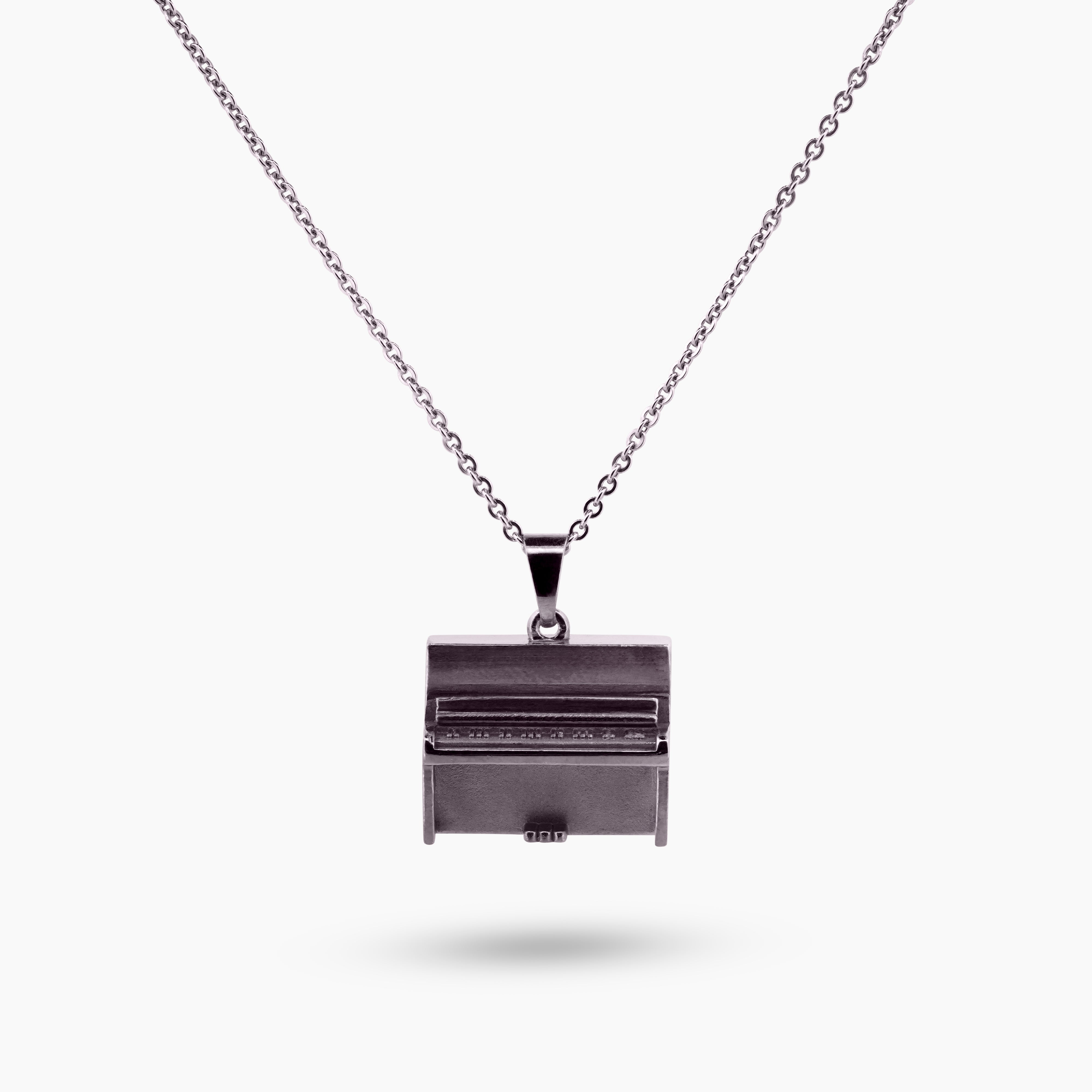 Pinchme bedel piano hanger aan een ketting – stijlvol en muzikaal